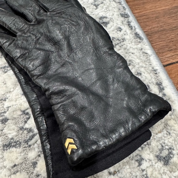 Isotoner Black Genuine Leather VINTAGE Winter Gloves - Picture 6 of 8